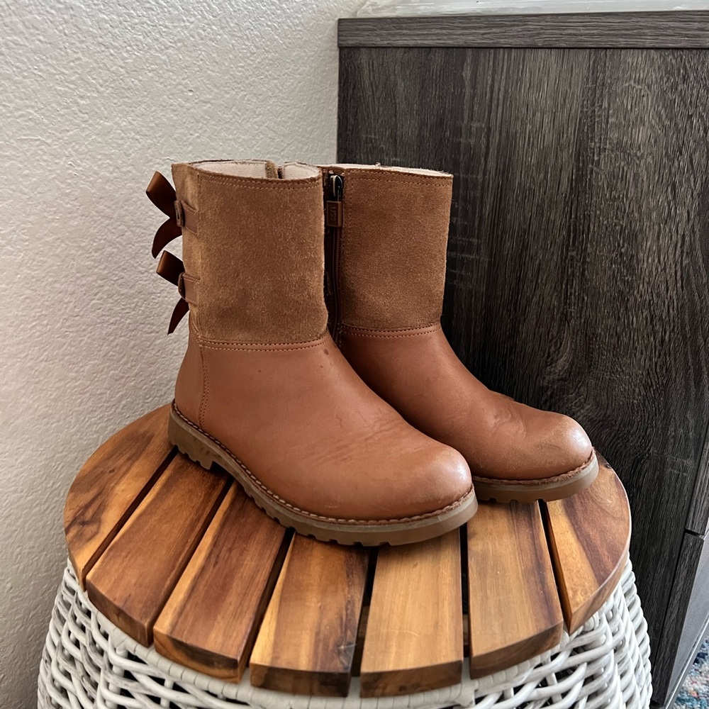 Girls Ugg Boots